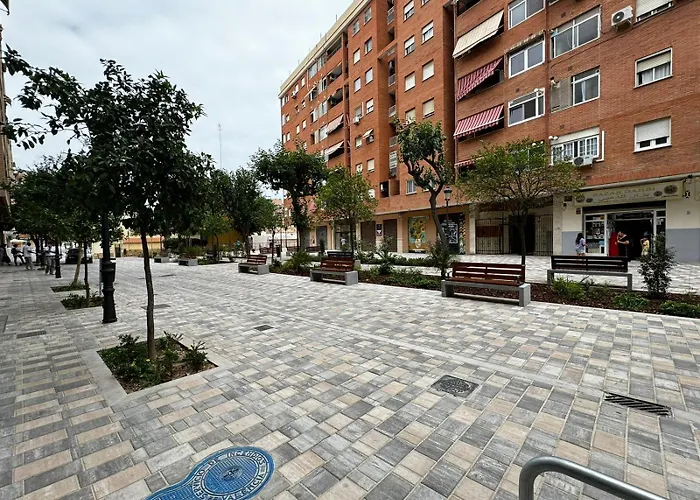 Moderno Del Arquitecto מלון