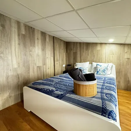 Moderno Apartamento Del Arquitecto